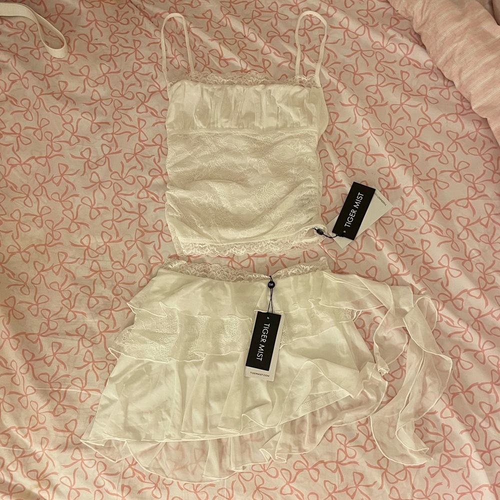 Tiger Mist White Ruffle Skirt Set